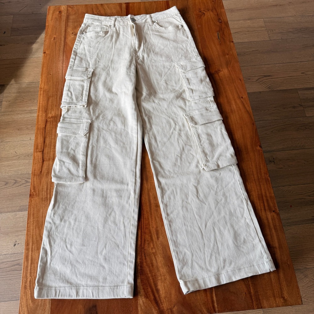 YMI Womens Beige "High Rise All Day Cargo" Jeans Size 11